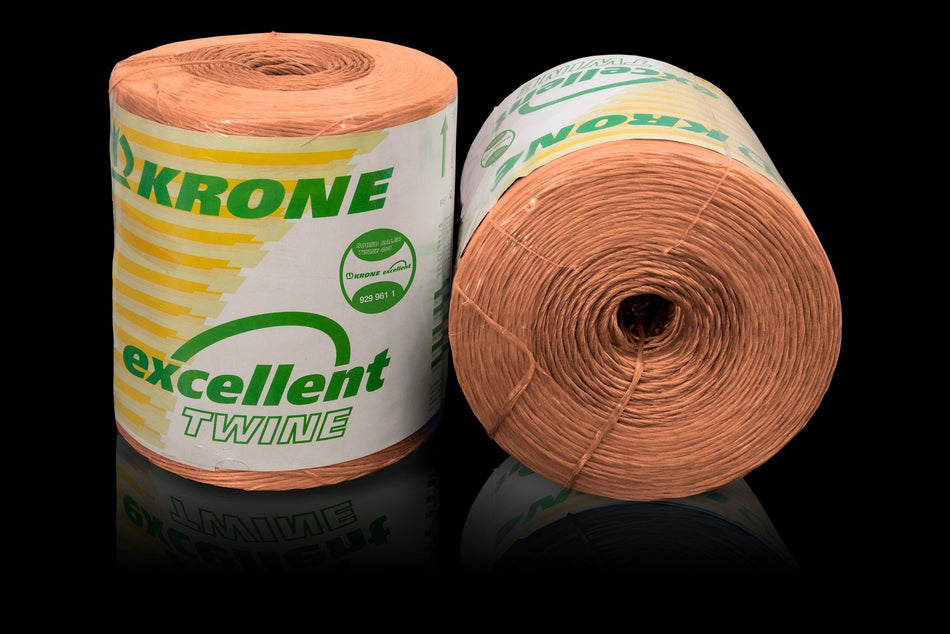 TWINE, SMALL SQUARE, RED